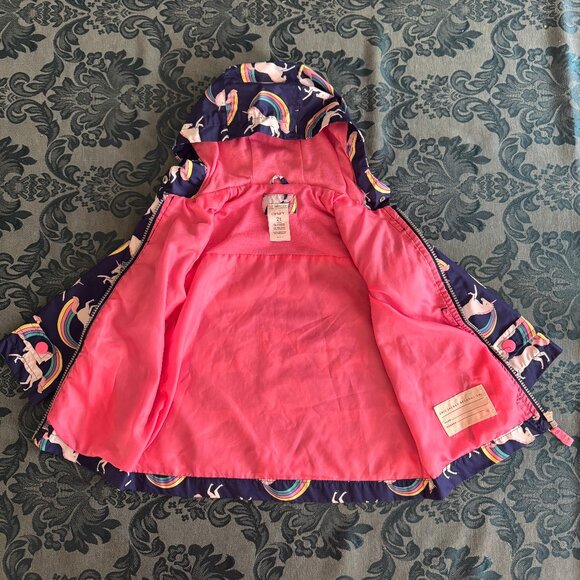 Carter’s Hooded Rainslicker Unicorns & Rainbows - 2T - Navy w/pink lining - Picture 3 of 9